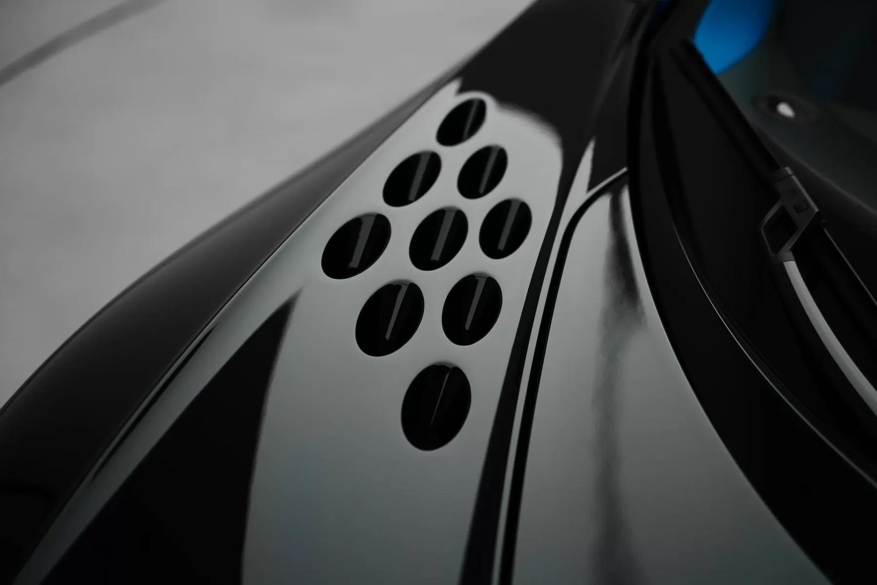 Bugatti Chiron Super Sport, closing frame.